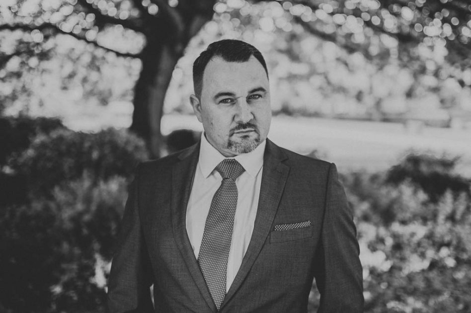Grooms portrait in Elmfield Park Doncaster