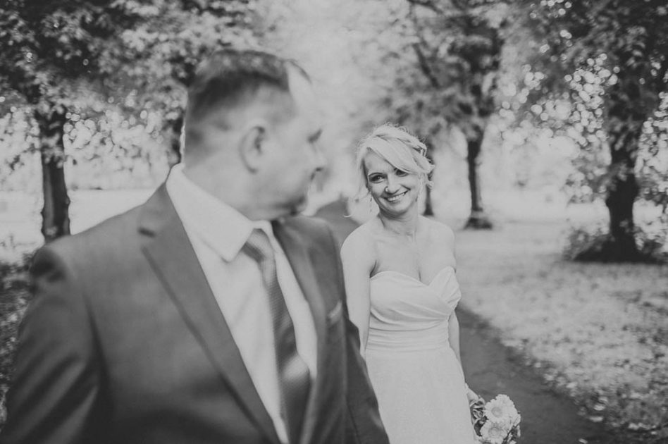 Elmfield Park Doncaster wedding pictures